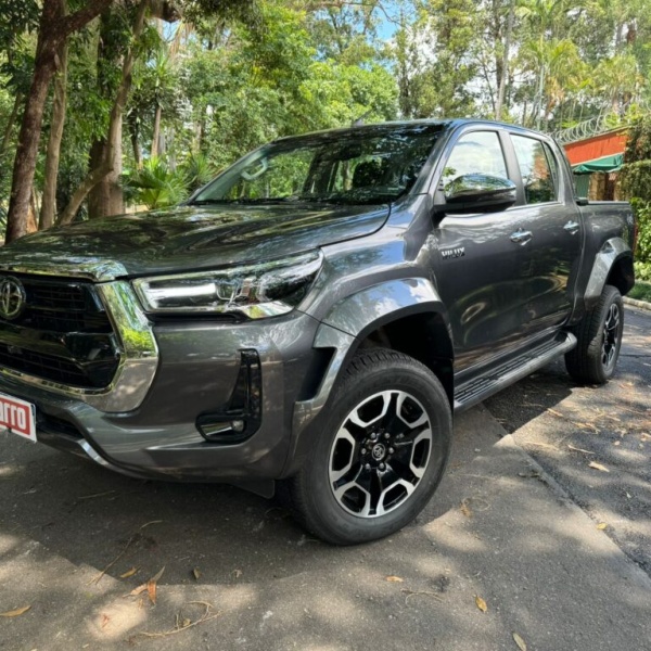 2 HILUX 2025 OU 650K NO PIX 🎉